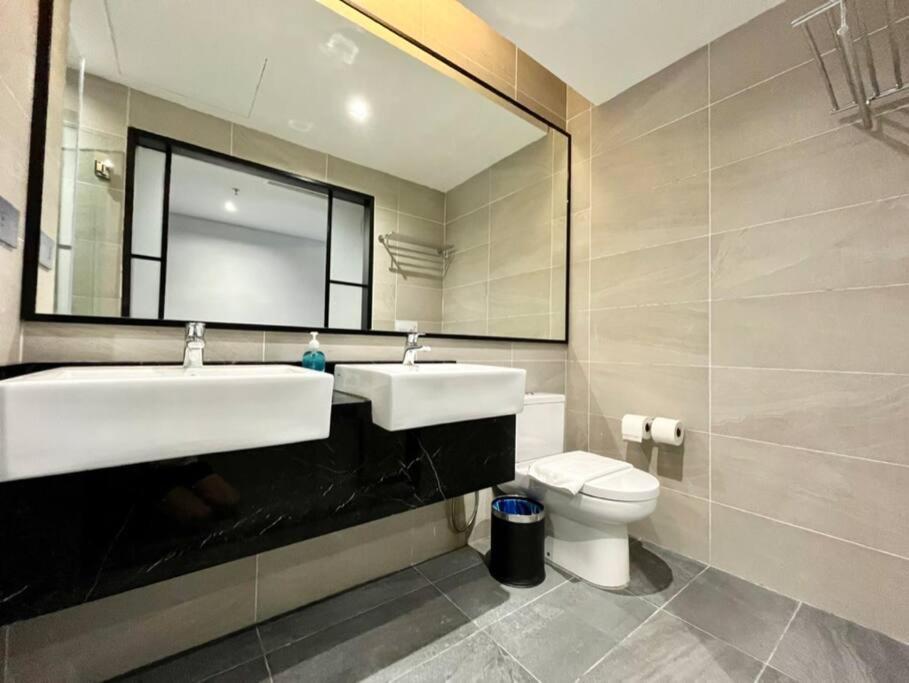 Апартаменты #211 M101 Dang Wangi Klcc View Pool By Livin Куала-Лумпур Экстерьер фото